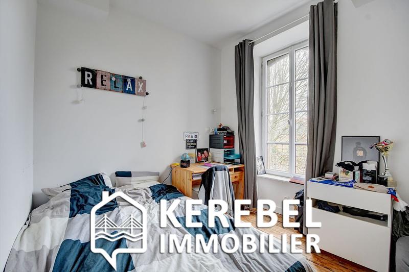 Maison - 317 m² - 10 pièces