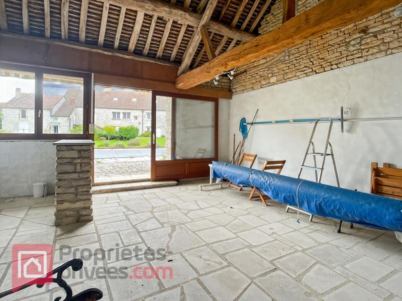 Maison - 353 m² - 9 pièces