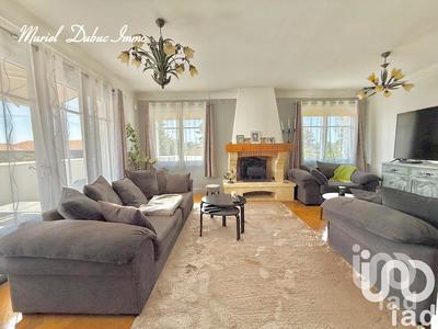 Maison - 200 m² - 7 pièces