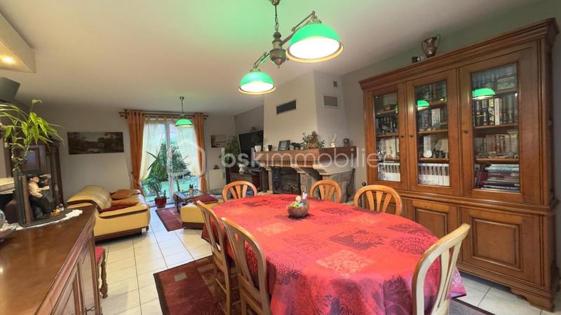 Maison - 101 m² - 5 pièces