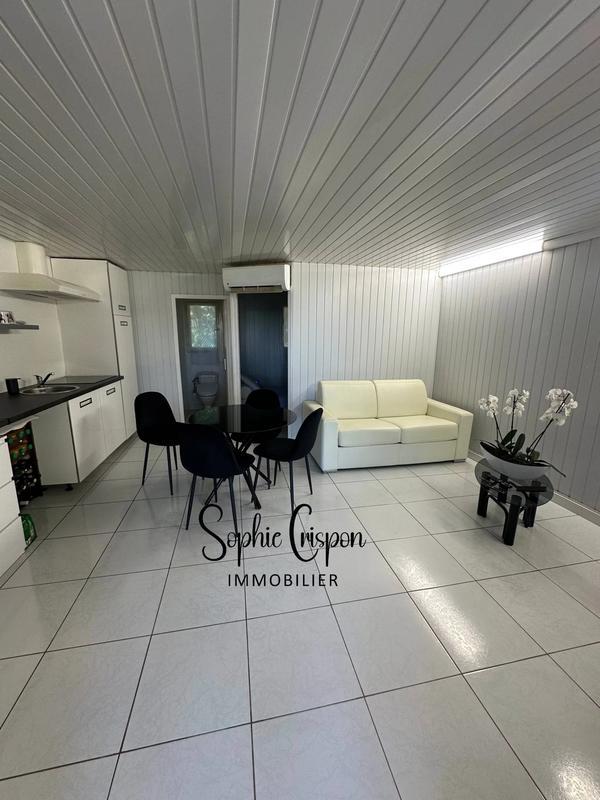 Immeuble mixte - 300 m² - 7 pièces