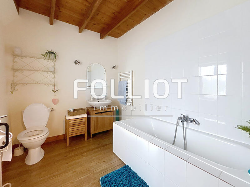 Maison - 186 m² - 7 pièces