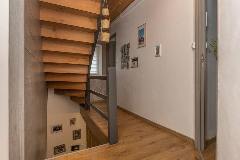 Maison - 140 m² - 6 pièces