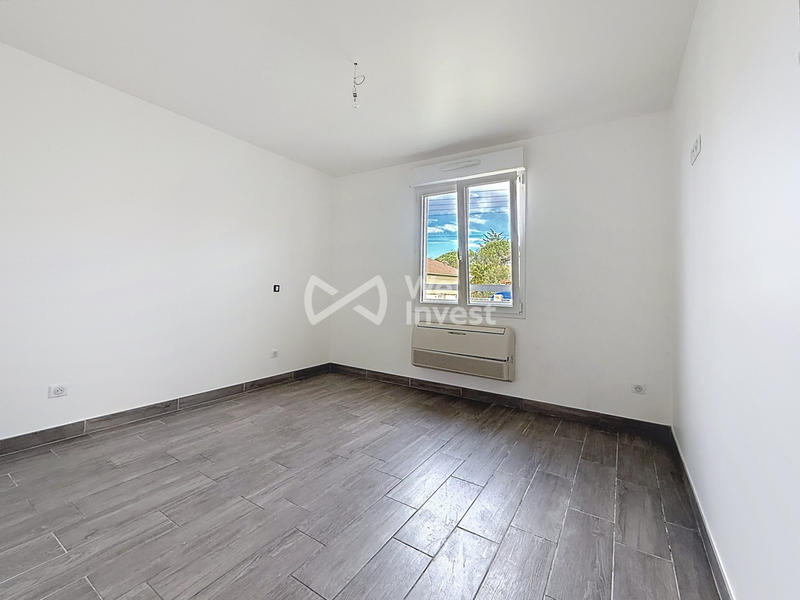 Maison traditionnelle - 100 m² - 5 pièces