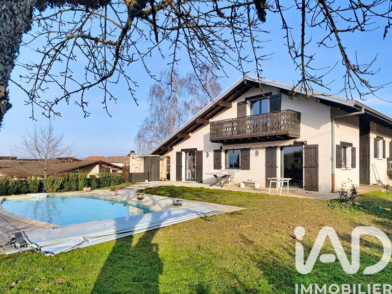 Maison - 170 m² - 5 pièces