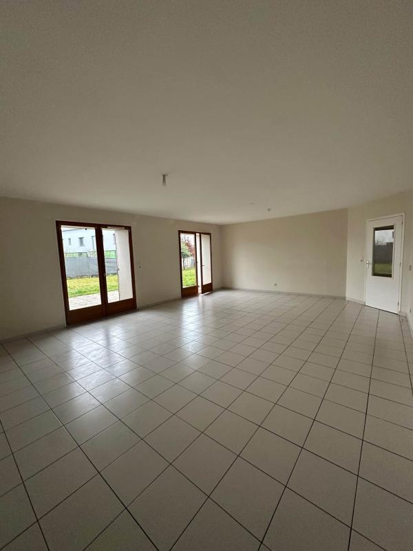 Maison - 141 m² - 5 pièces