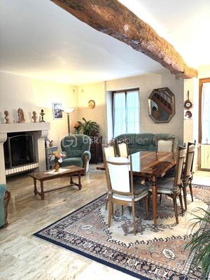 Maison de bourg - 85 m² - 4 pièces