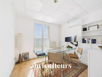 Local commercial - 268 m²