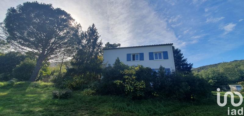 Maison - 142 m² - 8 pièces