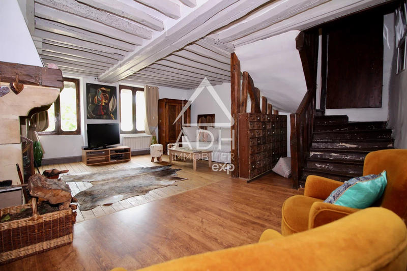 Appartement - 106 m² - 4 pièces