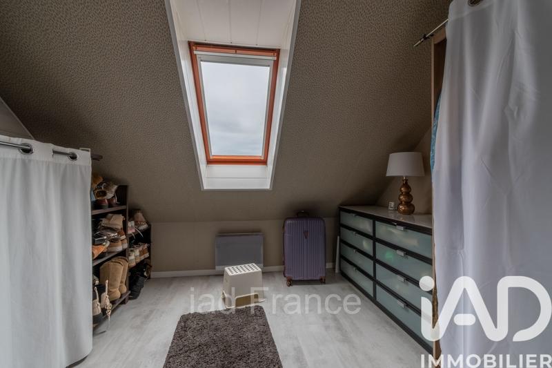 Maison - 203 m² - 10 pièces