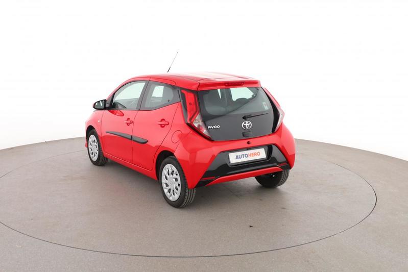 Toyota Aygo 1.0 Vvt-i X-Play 5p 72 ch