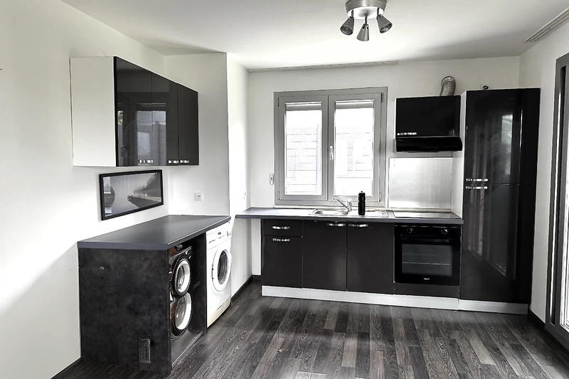 Maison - 202 m² - 7 pièces