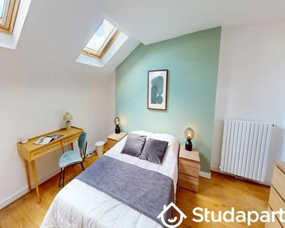 Chambre - 80 m² - 1 pièce