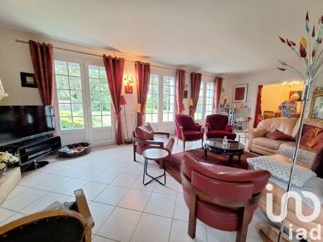 Appartement - 160 m² - 8 pièces