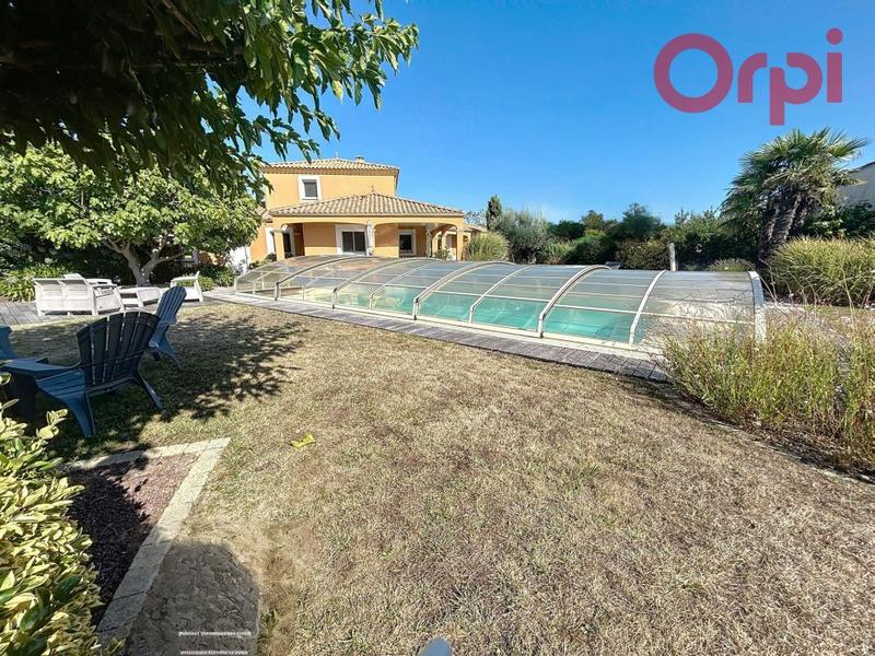 Villa - 181 m² - 5 pièces