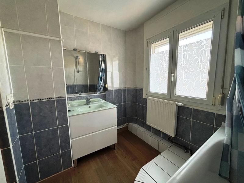 Appartement - 79 m² - 5 pièces