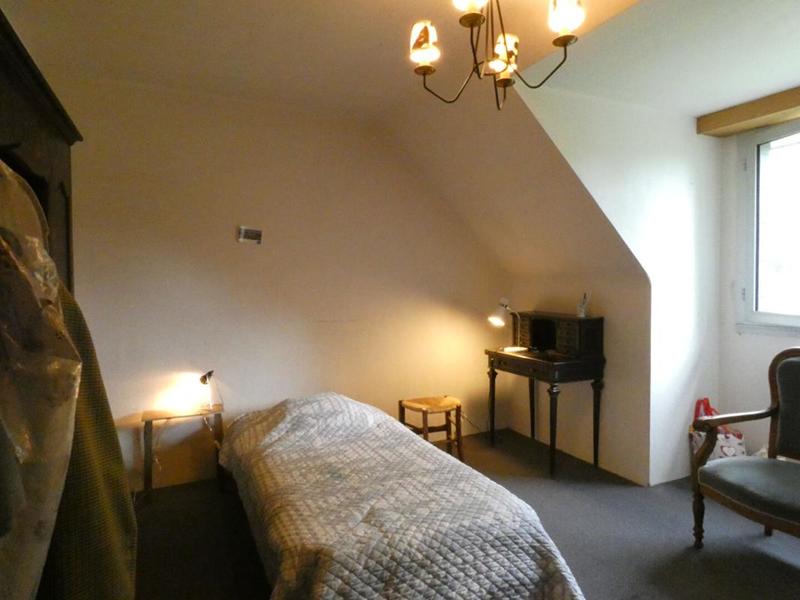 Maison - 180 m² - 7 pièces