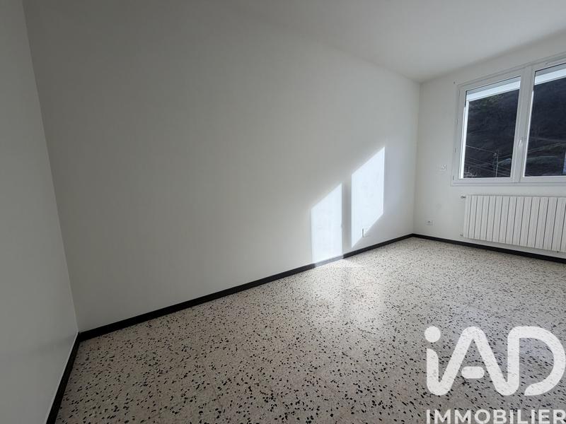 Maison - 100 m² - 9 pièces