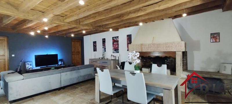 Maison de maîtres - 242 m² - 8 pièces