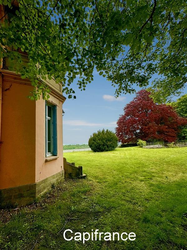 Propriété - 600 m² - 15 pièces