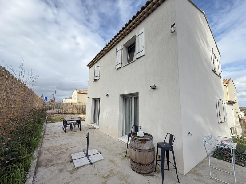 Maison - 96 m² - 5 pièces