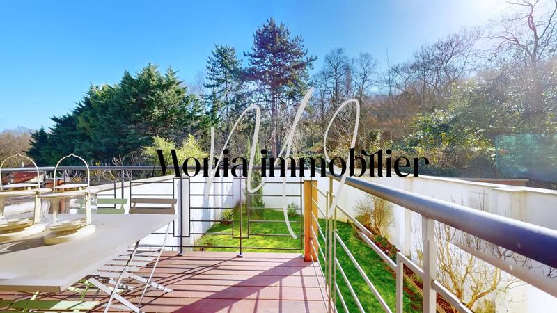 Pavillon - 175 m² - 7 pièces