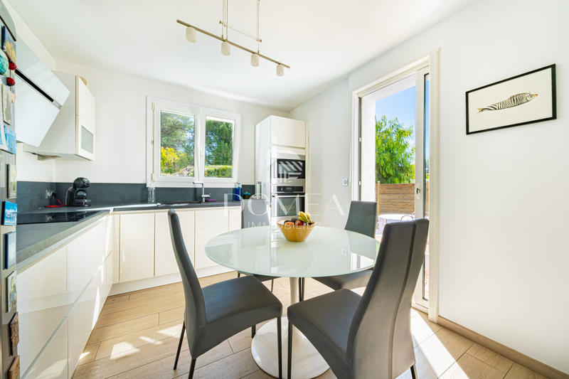 Villa - 172 m² - 7 pièces