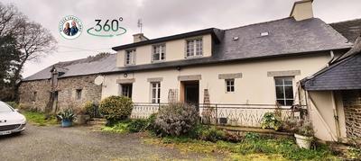 Maison - 98 m² - 6 pièces