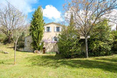 Mas - 142 m² - 6 pièces