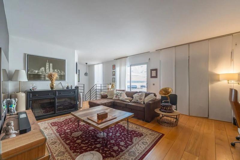 Duplex - 183 m² - 5 pièces