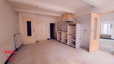 Maison - 192 m² - 7 pièces