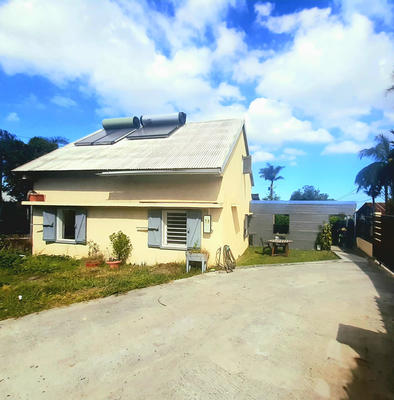 Villa - 96 m² - 5 pièces