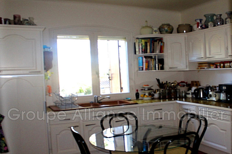 Maison - 295 m² - 8 pièces