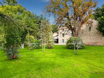 Maison - 307 m² - 7 pièces