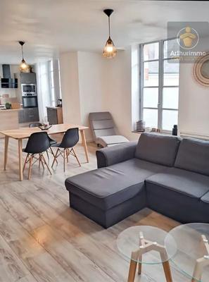 Appartement - 95 m² - 4 pièces