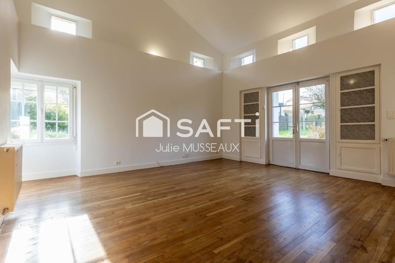 Maison - 95 m² - 5 pièces