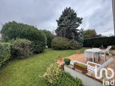 Maison - 97 m² - 5 pièces