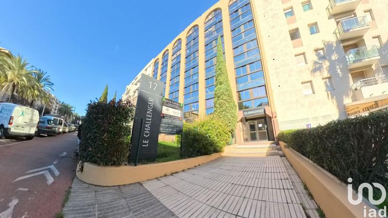 Local commercial - 115 m²