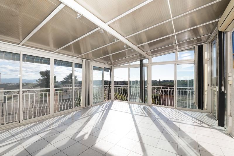 Maison - 98 m² - 4 pièces