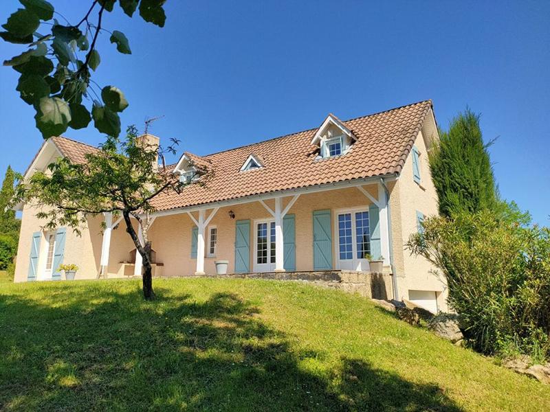 Maison - 175 m² - 7 pièces