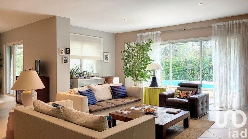 Maison de maîtres - 203 m² - 6 pièces