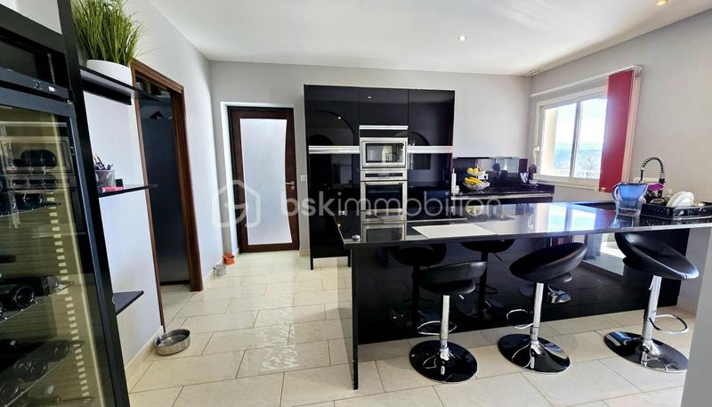 Maison de campagne - 280 m² - 7 pièces