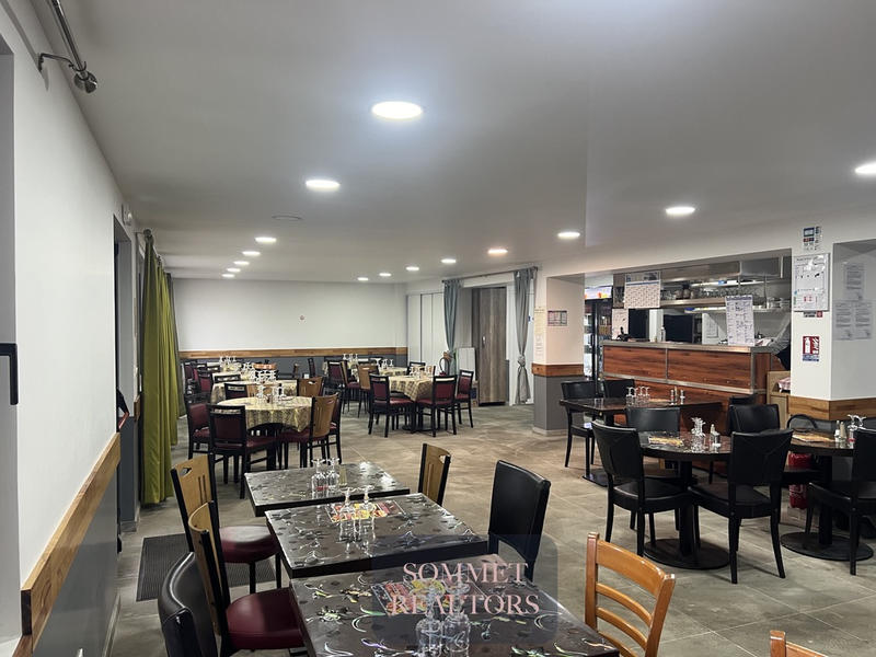 Immeuble - 324 m² - 5 pièces