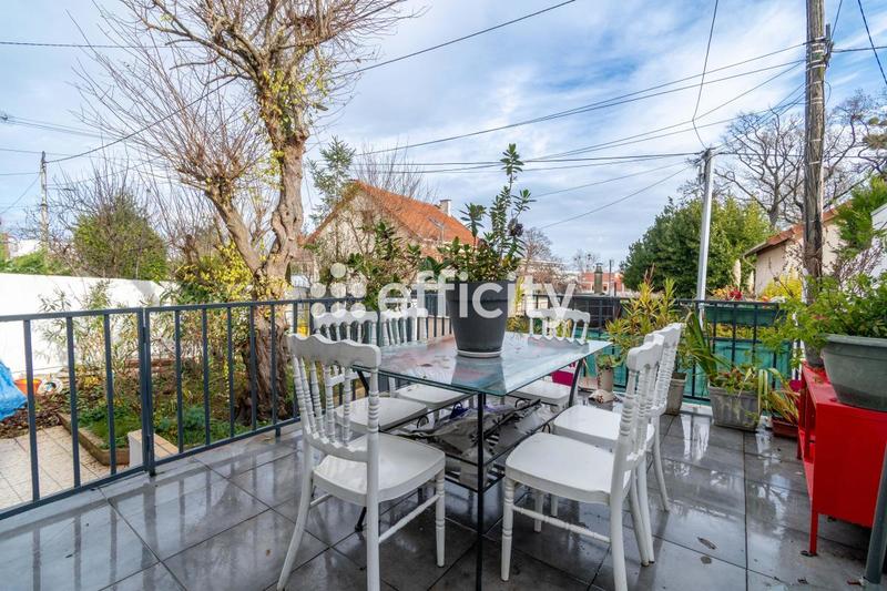 Maison - 110 m² - 6 pièces