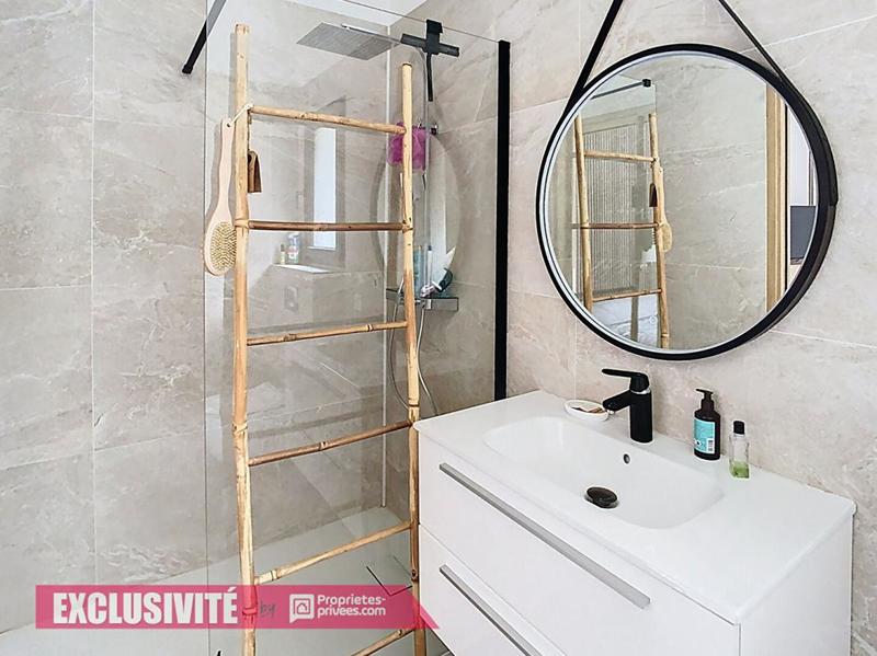 Maison - 151 m² - 6 pièces