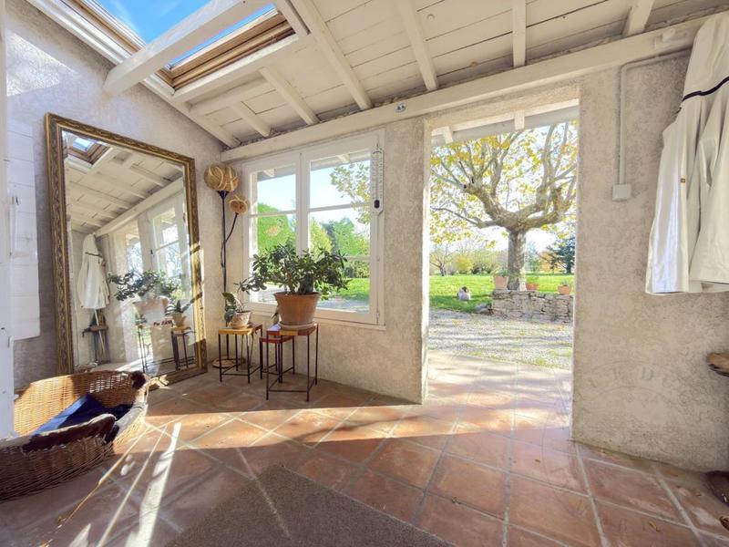 Maison - 192 m² - 9 pièces