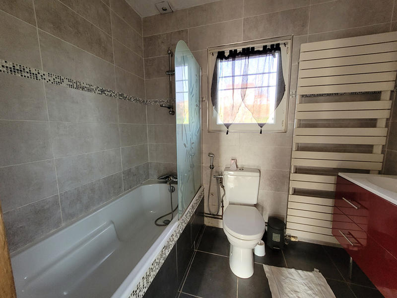 Maison - 115 m² - 6 pièces