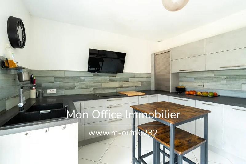 Villa - 170 m² - 5 pièces