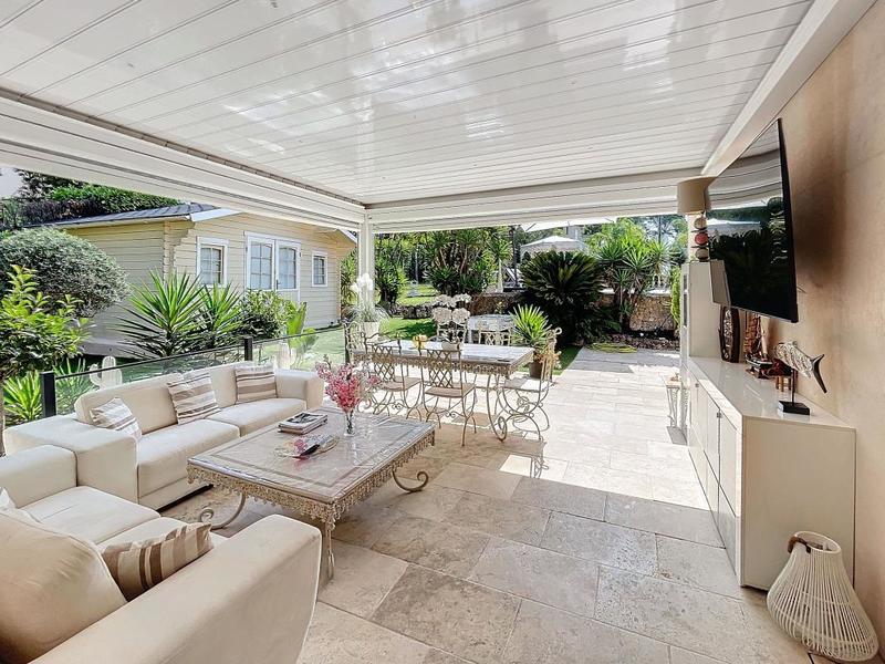 Maison - 226 m² - 4 pièces